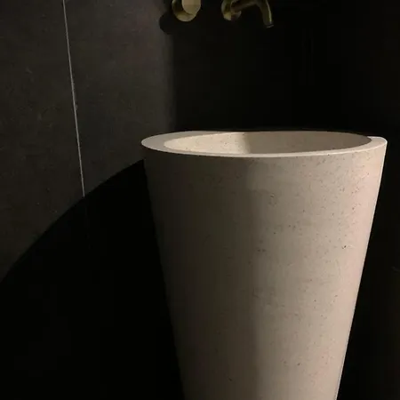 Diane Luxury 2