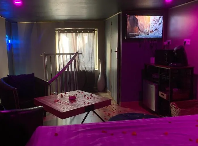 Love hôtel Diane Luxury 2 Roubaix